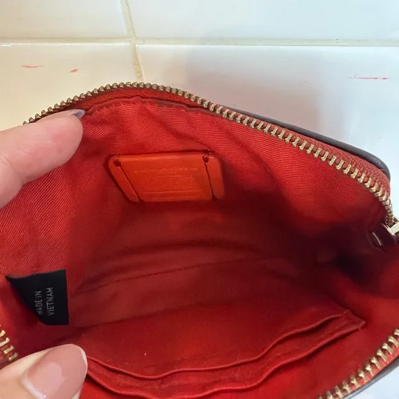 Coach pink orange Leather Zip Wristlet Clutch Wallet Pouch - Picture 3 of 4
